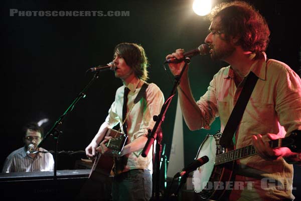 TAHITI BOY AND THE PALMTREE FAMILY - 2006-07-01 - SAINT OUEN - Mains d'Oeuvres - 